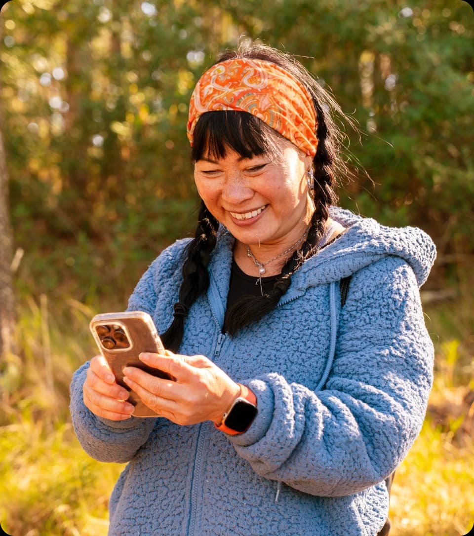 woman phone 2x